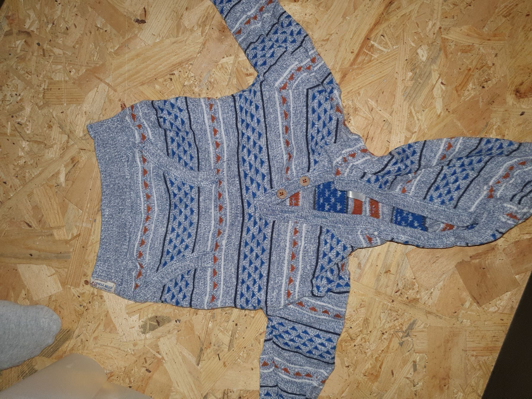 H&M Maglioni & Felpe: Baby Pullover Grösse 74 – Nuovo (secondo la descrizione) da Berg TG venduto da lisboa.sky