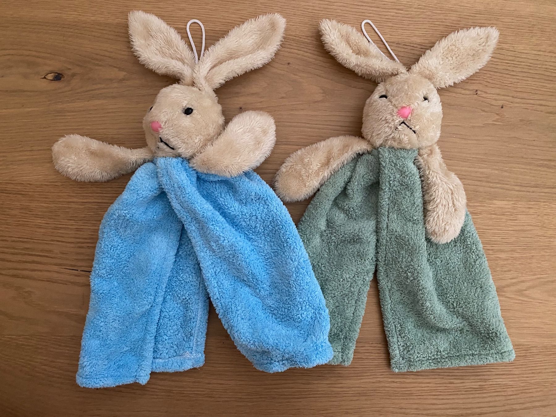 Badetücher: 2x Hasen Handtuch Kinder – Gebraucht aus Trachslau von M_Schmid81