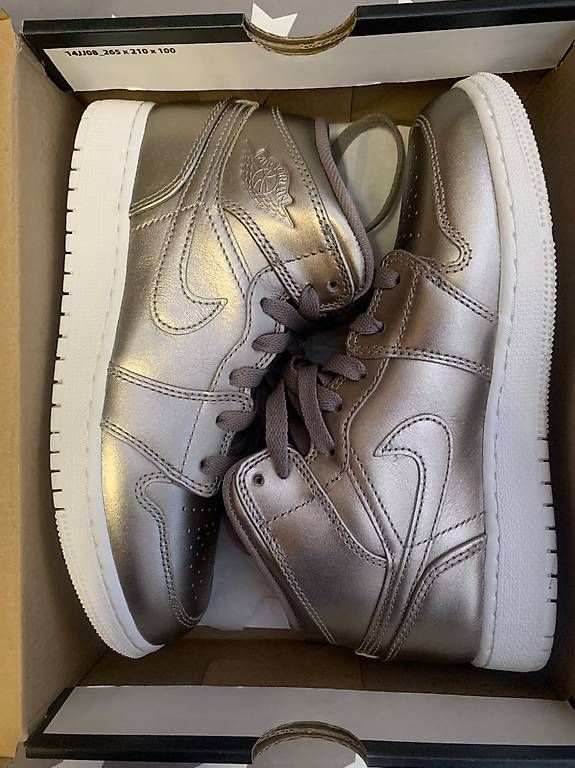 Jordan Scarpe da uomo: Air Jordan 1 – Nuovo e nell'imballaggio originale da Wettingen venduto da Airjordan
