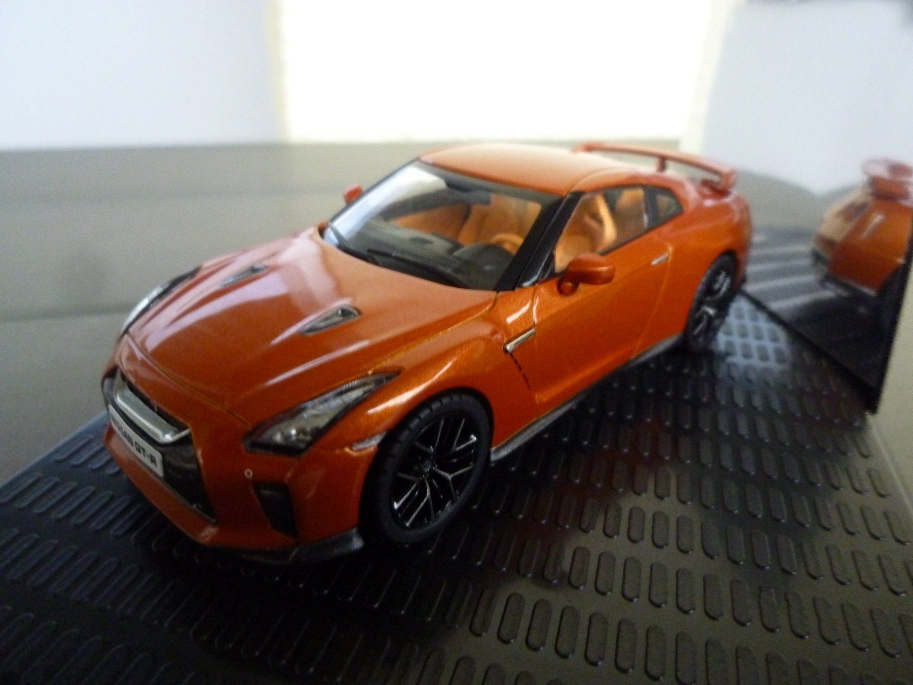 Modellini d'auto: Nissan GT-R (2017) – Nuovo (secondo la descrizione) da Flawil venduto da Imperiosud 2