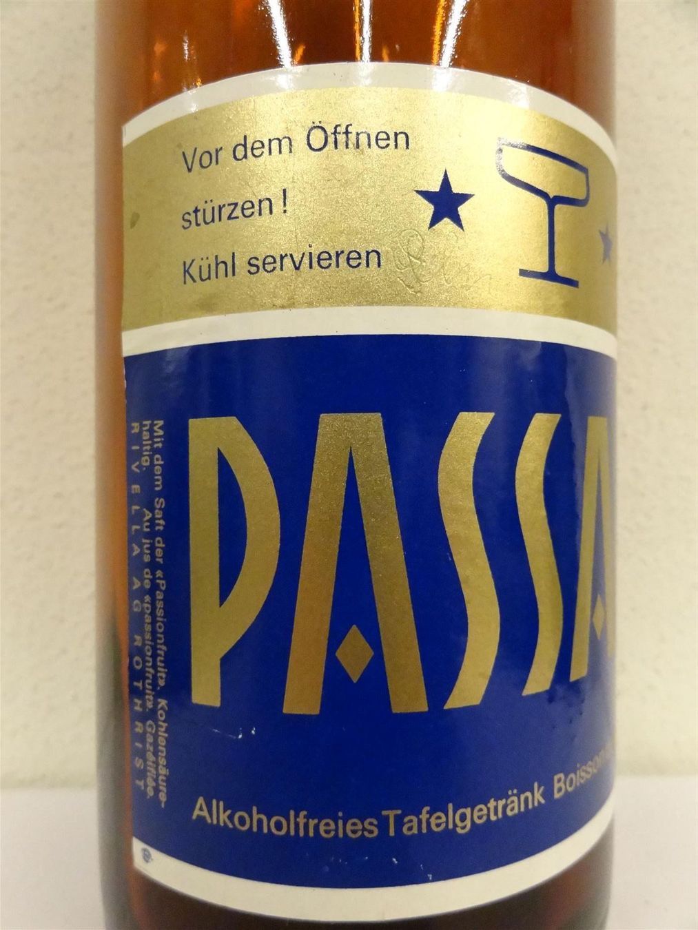 Rivella Bicchieri, Caraffe & Bottiglie: alte Flasche PASSAIA 1965 BÜLACH RIVELLA – Usato da Kerzers venduto da Flaschenposten 3