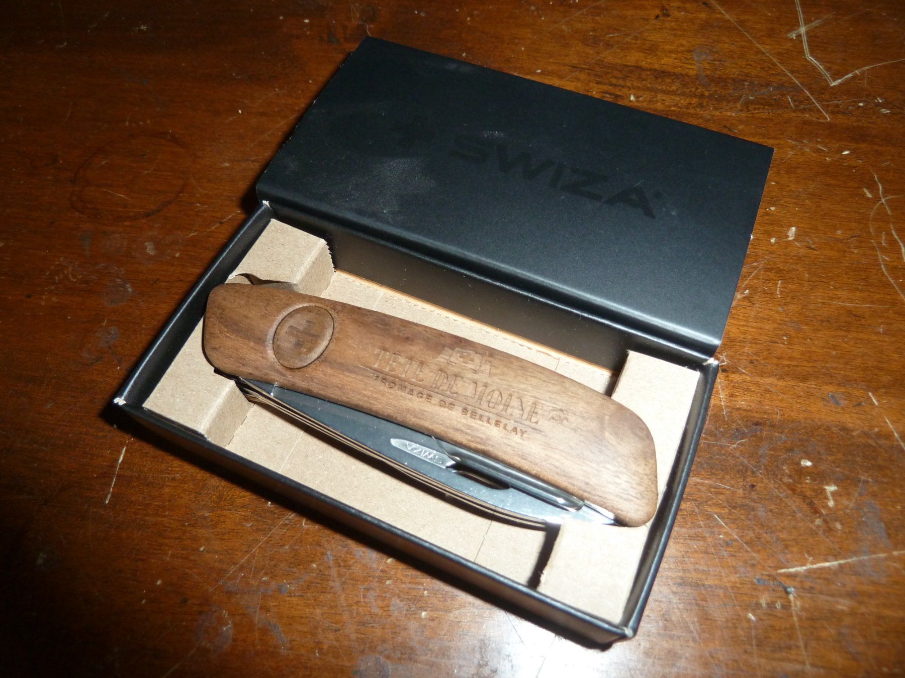 Swiza Coltelli tascabile: Couteau Swiza – Nuovo e nell'imballaggio originale da Biel/Bienne venduto da alex-841 1