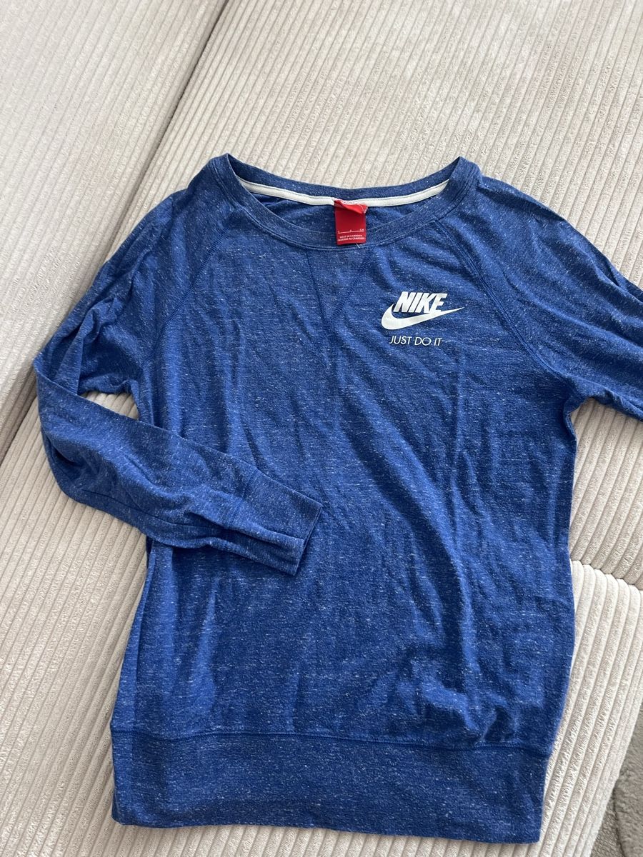 Nike Maglioni & Felpe: NIKE SWEATPULLOVER BLAU GR S Neuwertig – Usato da Basel venduto da theo-g77