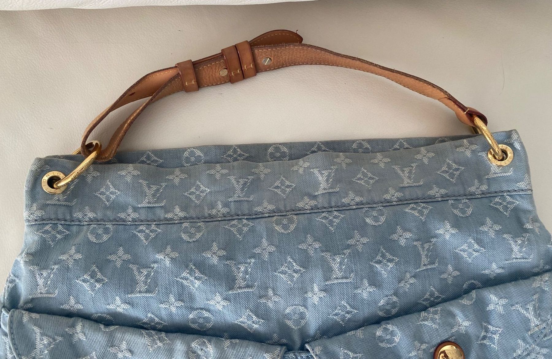 Louis Vuitton Sacs femmes: EYECATCHER - LOUIS VUITTON Daily GM Hellblau Denim – D'occasion à Winkel par ferrari2022 6