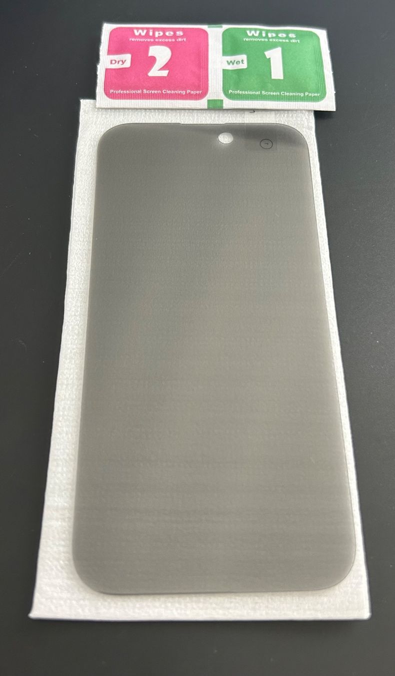 Verres: Iphone 16 Pro Panzerglas Abgedunkelt - NUR CHF 0.50 – Neuf avec emballage d'origine à Schenkon par Jaimer_91