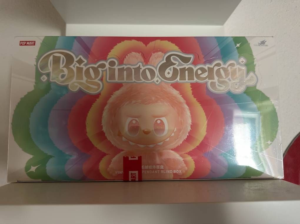 Pop Mart Figuren: Labubu Display Sealed! – Neu und originalverpackt aus Fraubrunnen von Loris_Tschump