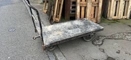 %massiver Plattformwagen 140x70cm