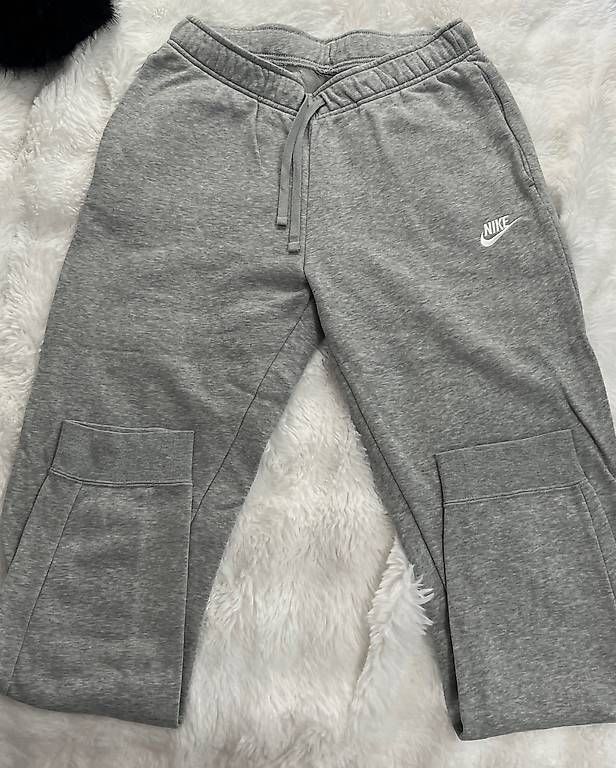 Hosen: Nike Jogginghose  – Gebraucht aus Adliswil von Danyboy3