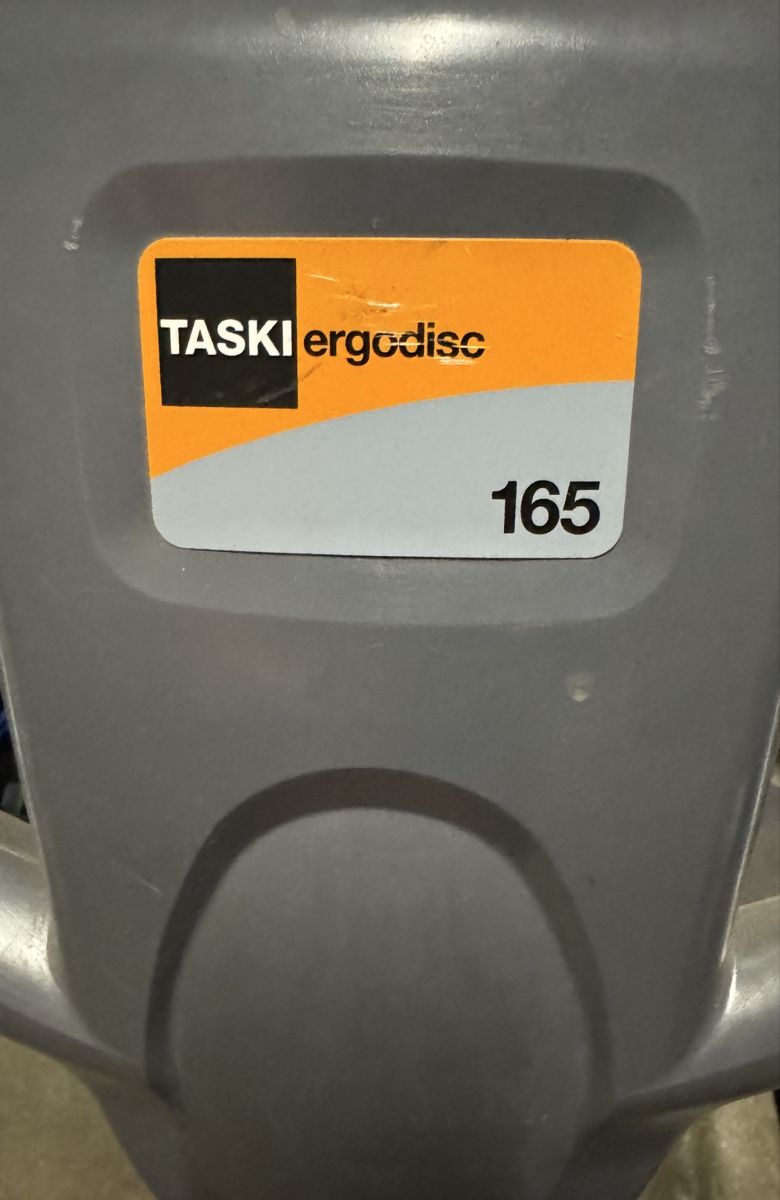 Tutte le macchine: Taski ergodisc 165 Einscheibenmaschine - Top Zustand! – Usato da Staad SG venduto da FaMo-moto
