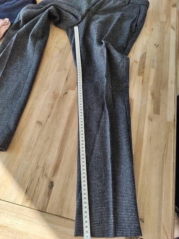 Lotti di vestiti: Selected Homme Set: 2x Pullover & 1x Hose – Usato da Stettfurt venduto da gutzli_al 3