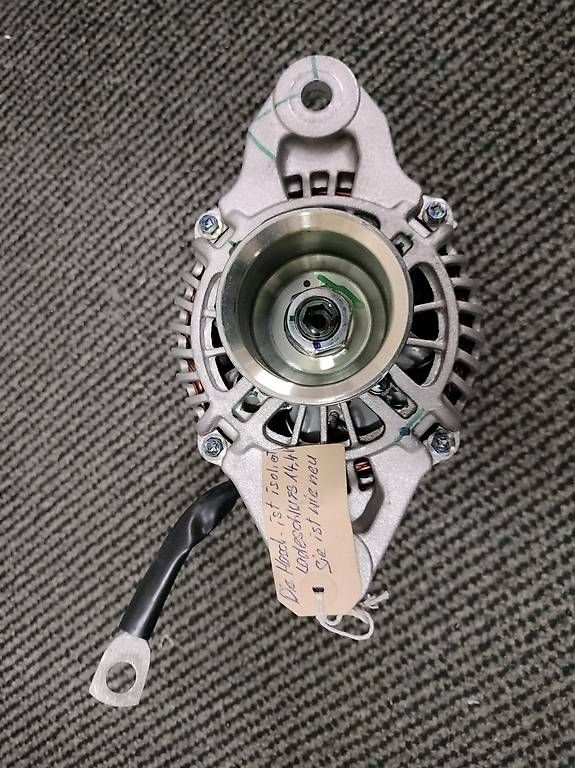 Accessori per altri veicoli: Alternator Lichtmaschine – Usato da Humlikon venduto da Frango02
