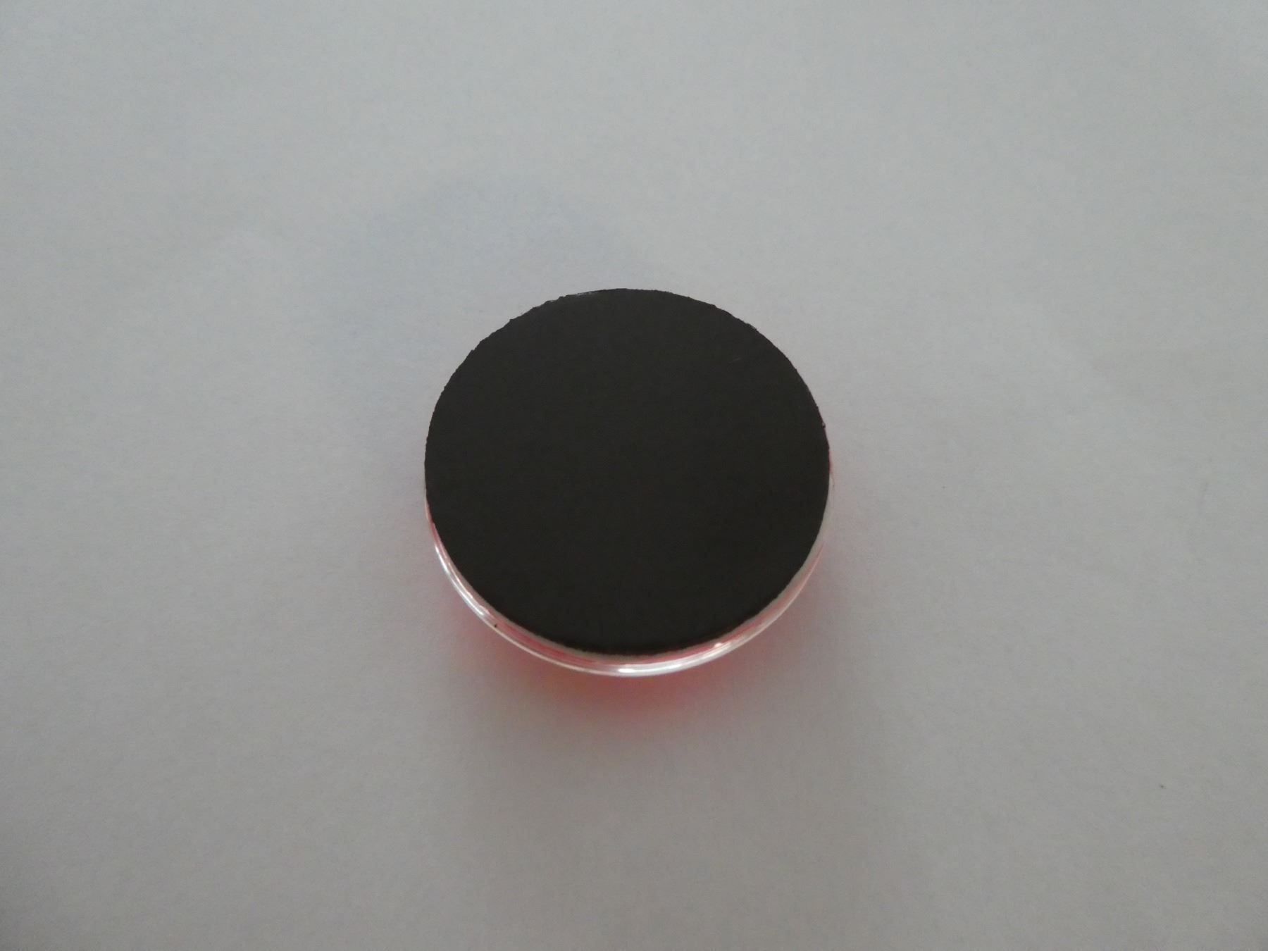 Calamite: NEUES Magnet rot-weiss Polka do  - 81243 – Nuovo (secondo la descrizione) da Küssnacht am Rigi venduto da Dot.Your.Life 1