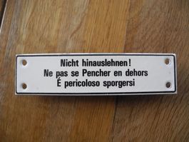 ÄLTERES BAHNSCHILD