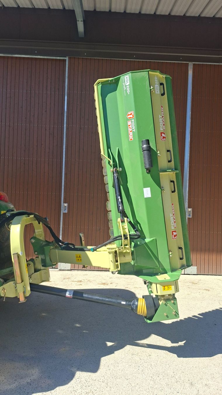 Toutes les machines: Mulcher mit Ausleger 2.2m – Neuf avec emballage d'origine à Winterberg ZH par Severin042 3