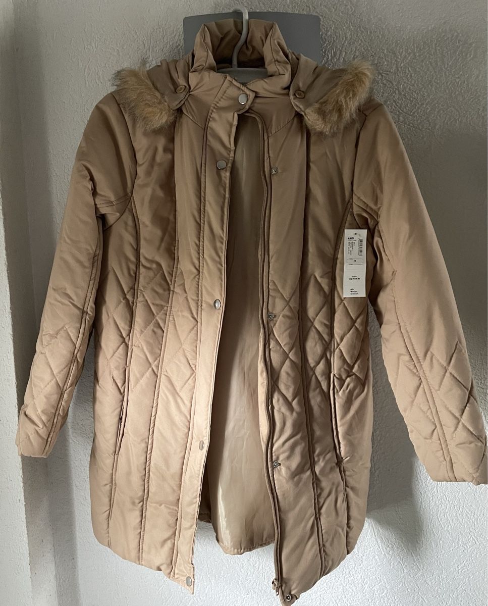 Jacken: Damen Jacke AWG Größe M Farbe Sand uni – Neu (gemäss Beschreibung) aus Obergösgen von File75