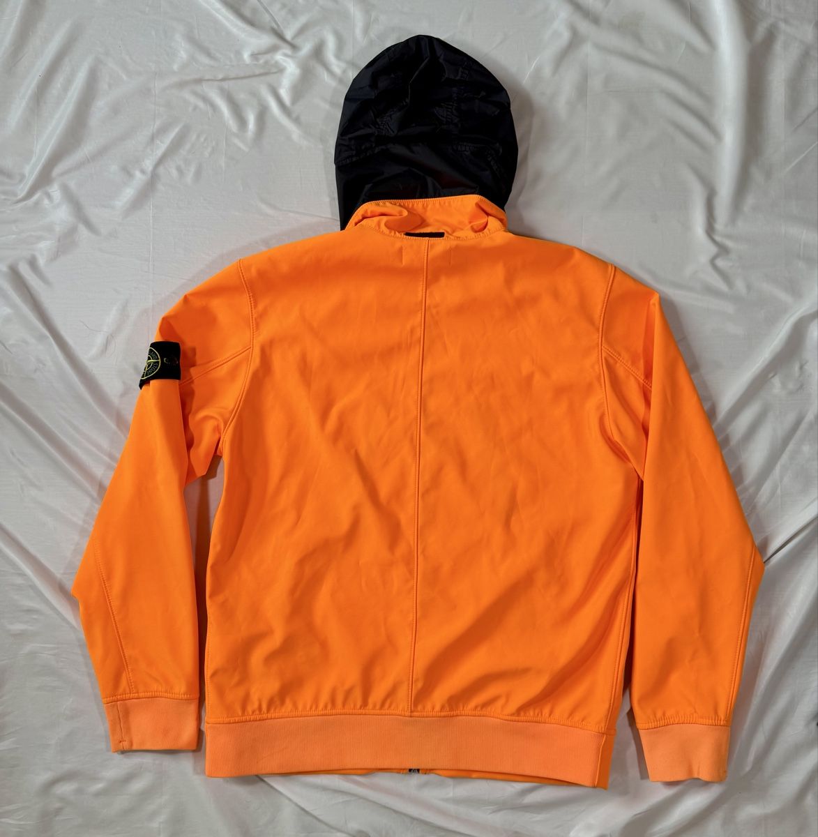 Stone Island Vestes: Stone Island Jacke Soft Shell  – D'occasion à Pfäffikon ZH par Nataliia. 1