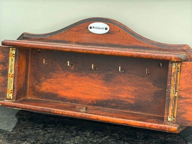 Portachiavi: HoLz SchLüSSeLcHäschTLi – Usato da Winkel venduto da zeho 3