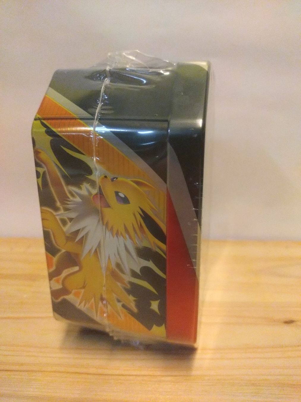 Pokémon Carte collezionabili: Tin Pokémon Flareon V 2021NEW – Nuovo e nell'imballaggio originale da Farvagny-le-Grand venduto da LaCaverne 4