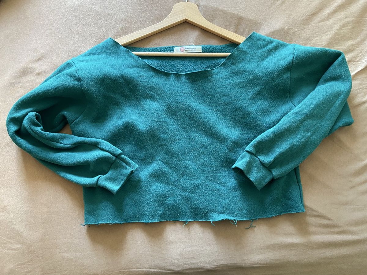 Maglioni & Felpe: Ark Reworks Pullover grün kurz geschnitten – Usato da Bern venduto da rah_fpy5 2