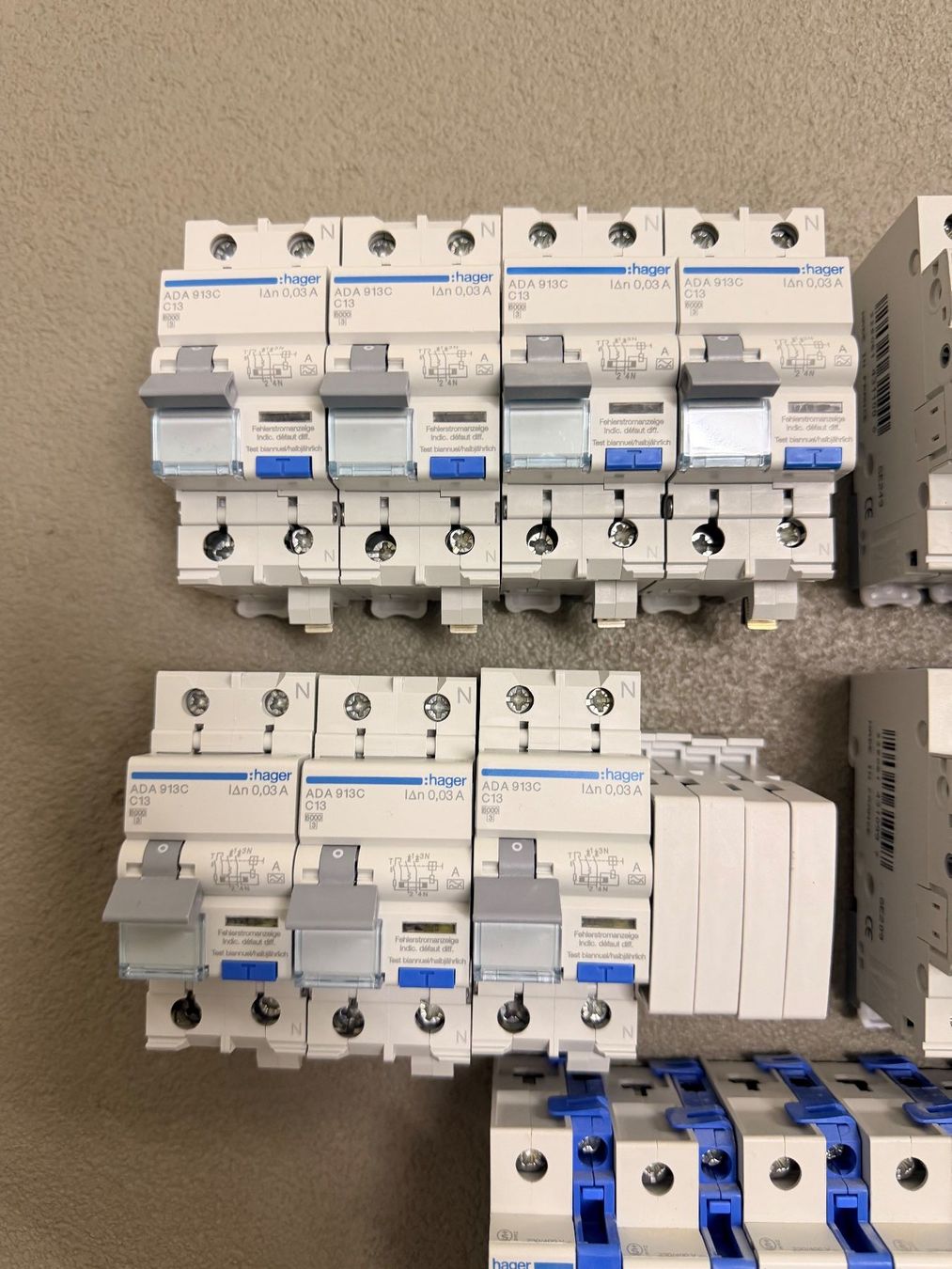 Hager Componenti elettronici: Sicherungen Hager – Usato da Oberarth venduto da Denali74 1