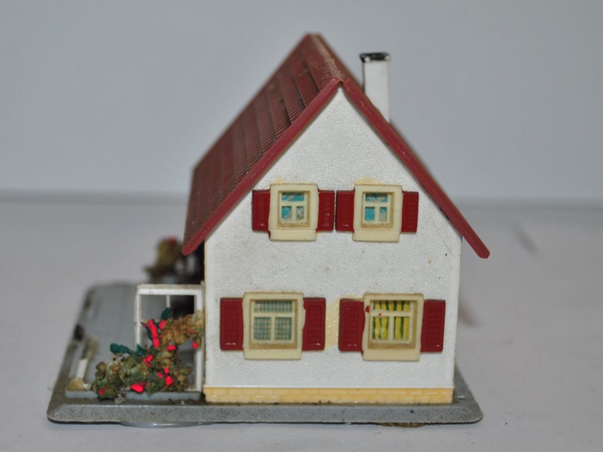 Faller Modelleisenbahnen: Faller Wohnhaus (ABU007) – Gebraucht aus Aarwangen von Bahnsupport 2