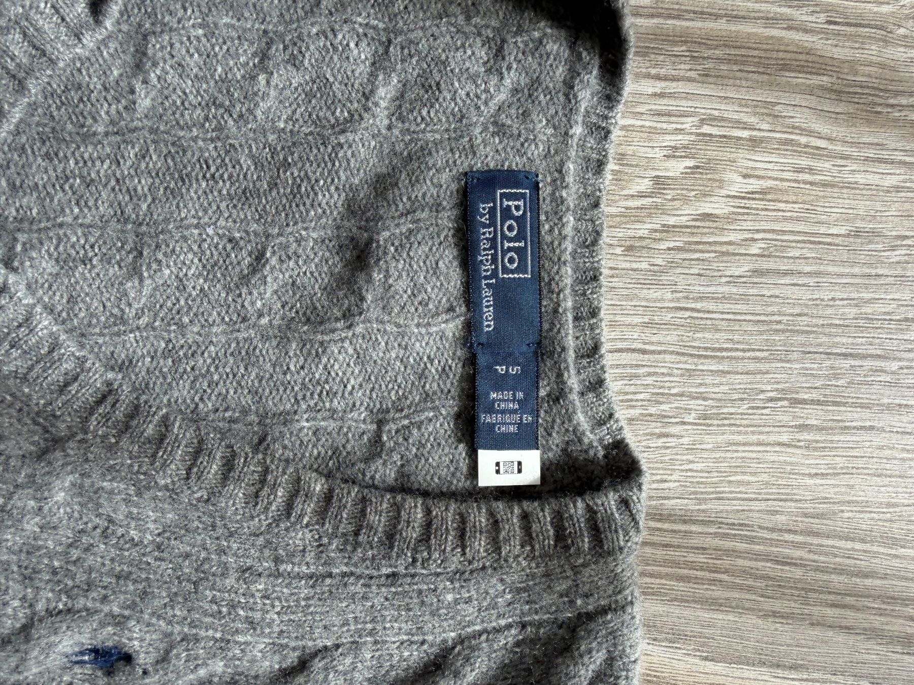Polo Ralph Lauren Pulls & Sweat-shirts: Pull Polo Ralph Lauren – col V torsadé – gris – Neuf (Voir description) à Delemont par fla_rdn7 2