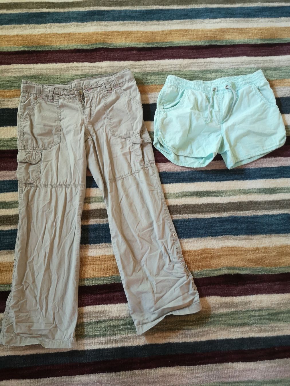 Lotti & Set di vestiti: Hosen Set Gr 134 – Usato da Vordemwald venduto da Esel04