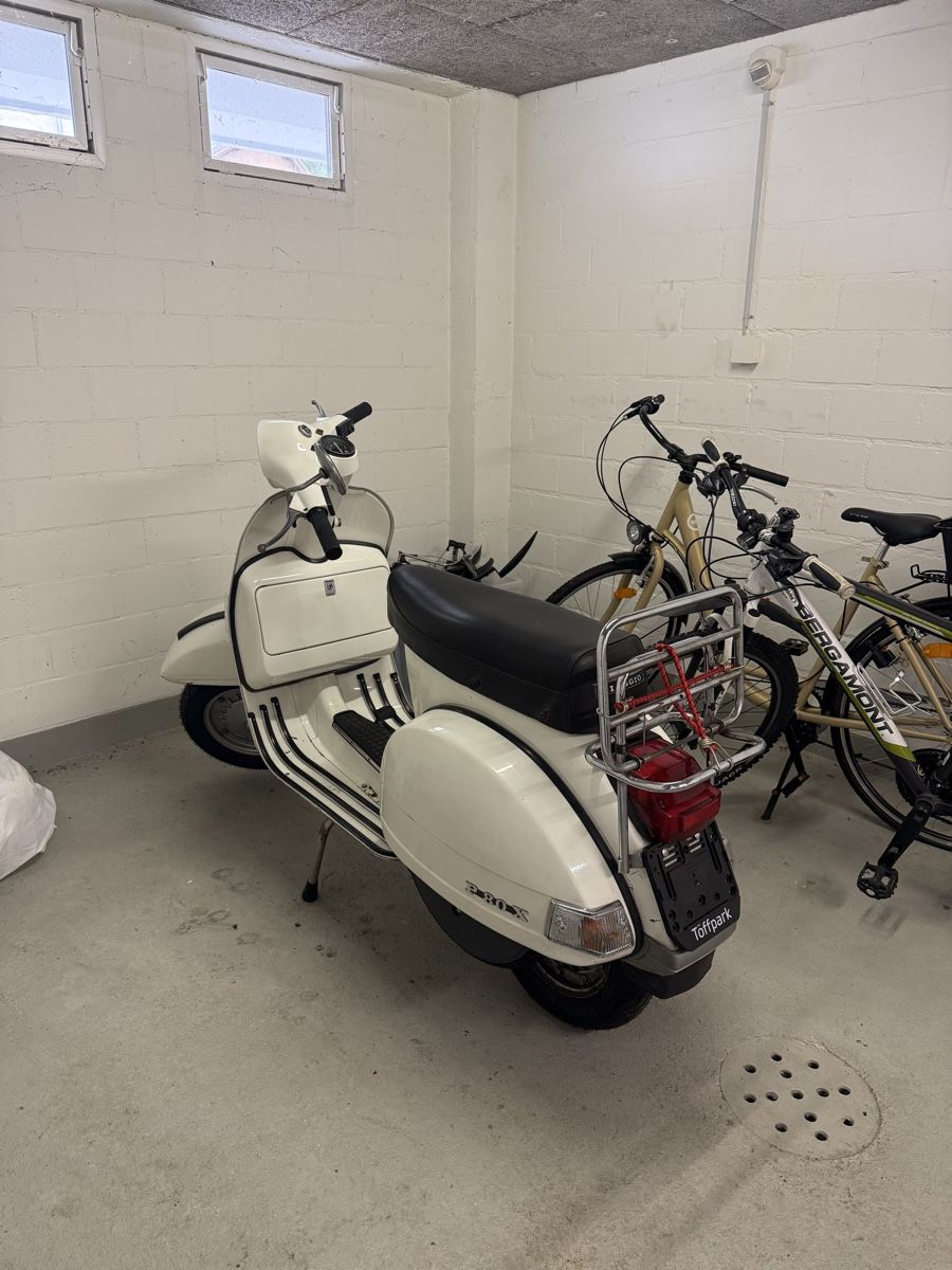 Piaggio Strada: Piaggio Vespa PX 80 – Usato da Toffen venduto da lilstormi77