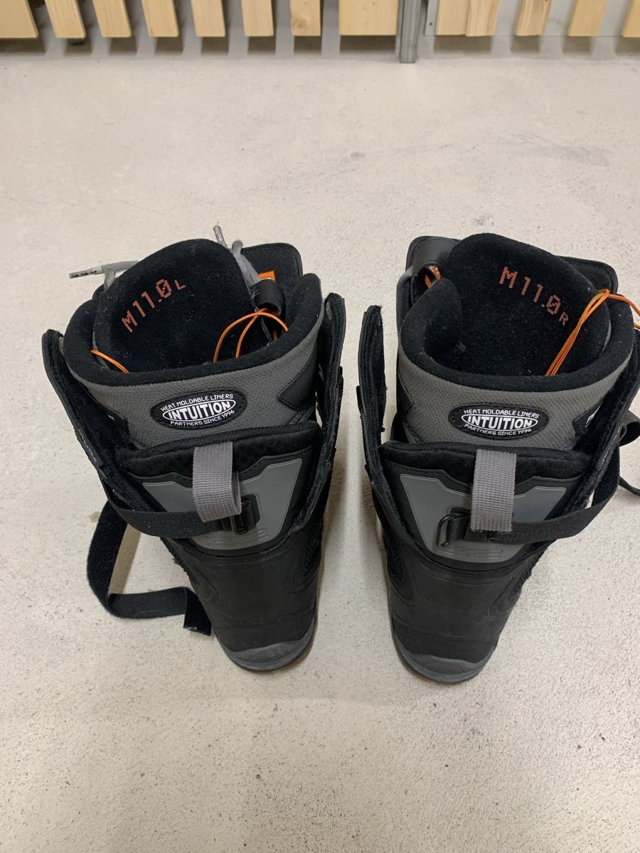 Jones Scarpe da uomo: Thirtytwo Tm-2 Jones – Usato da Bern venduto da Chillaui 2