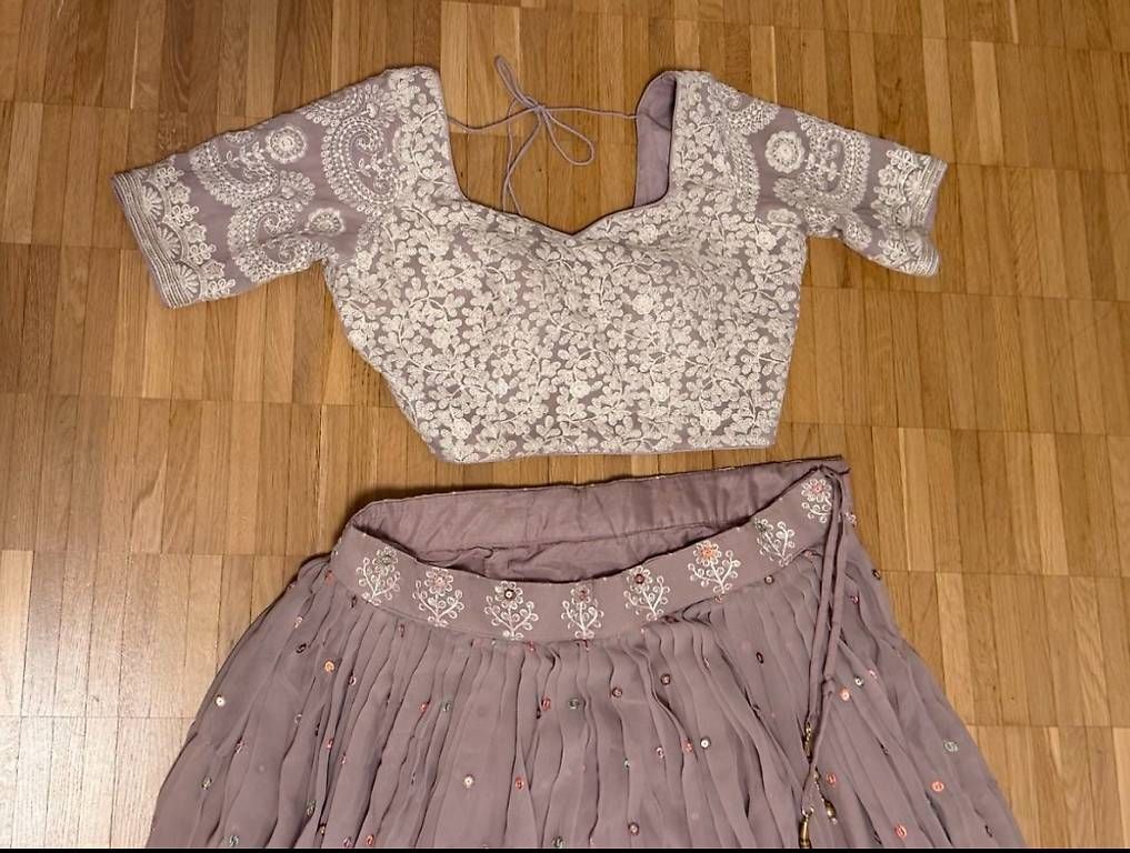 Vestiti: Lehenga – Usato da Bulle venduto da pra_c9c8 2