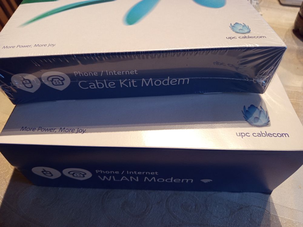 Neu, UPC Cablecom WLAN Modem / Router - & Cable Kit Modem (Neu und ...