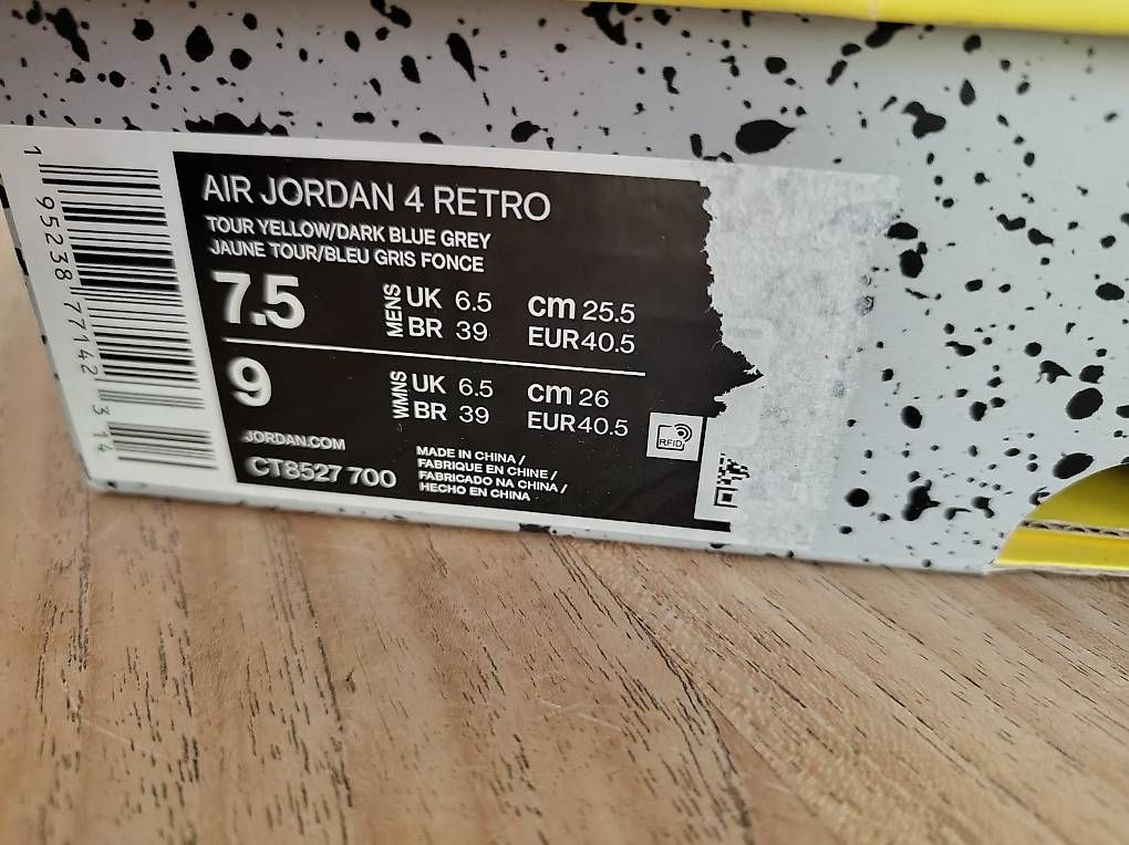 Herrenschuhe: Air Jordan 4 Retro – Gebraucht aus Windisch von Senff 4