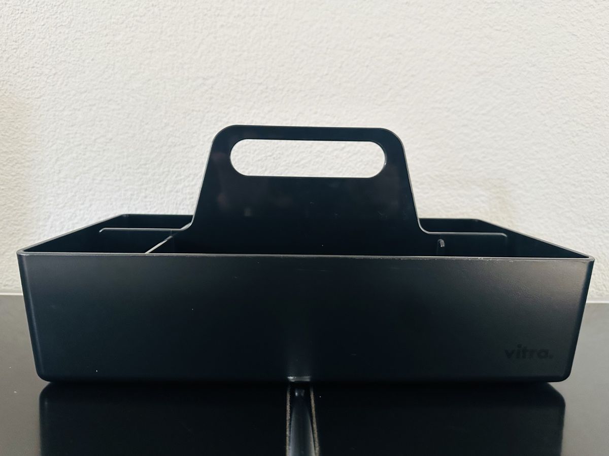 Casse di trasporto: Vitra Toolbox schwarz – Usato da Chur venduto da Monbijou26