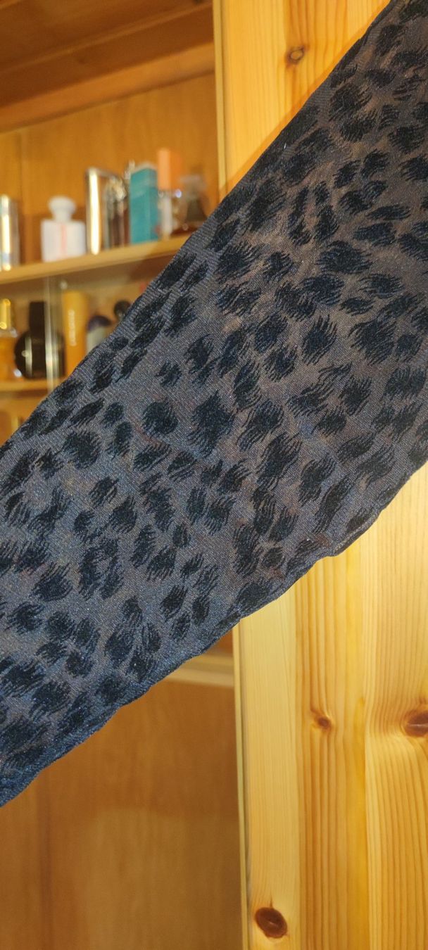 Chemisiers: Damen Pulli /Bluse gr L schwarz – D'occasion à Schweizersholz par fuchs06 2