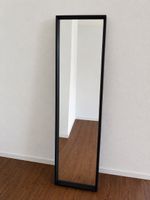 IKEA NISSEDAL Spiegel in Schwarz