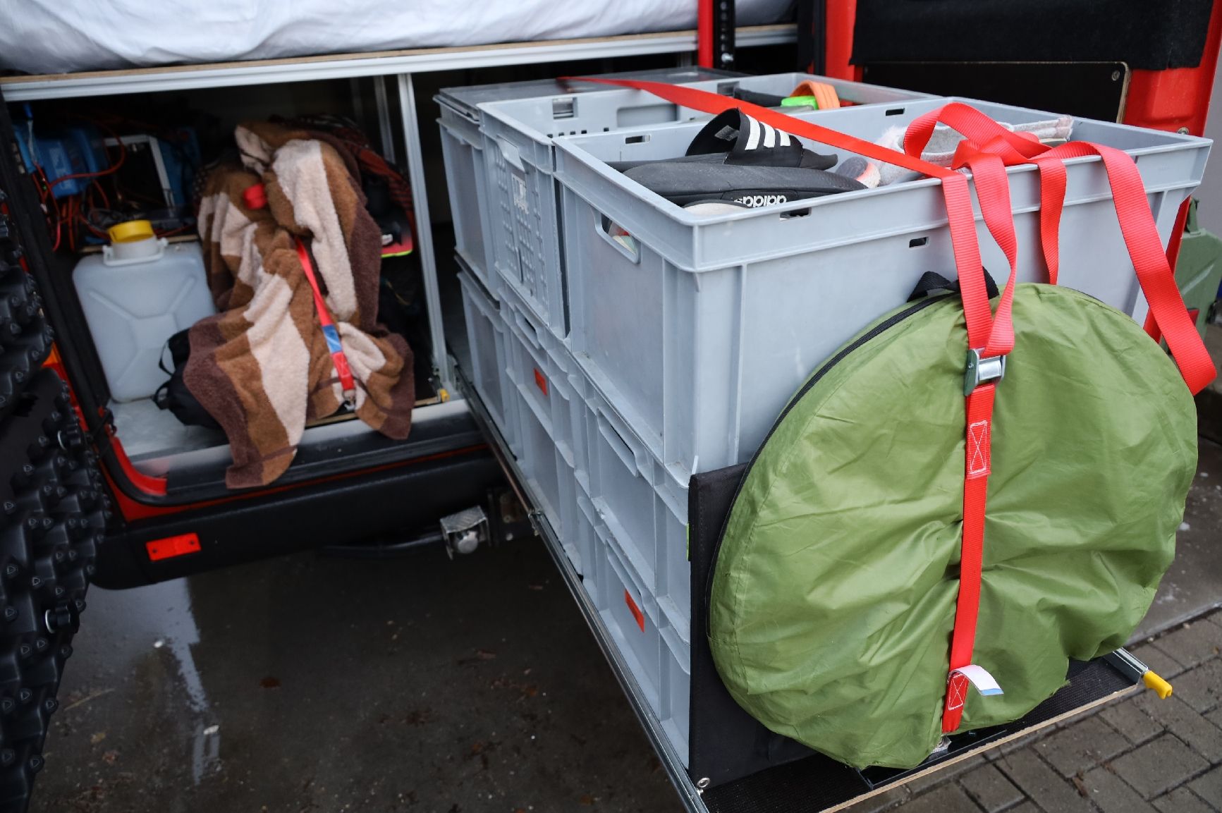 Mercedes-Benz Veicoli da campeggio: Mercedes Sprinter 4x4 Camper 316 CDI – Usato da Zürich venduto da mikai 8
