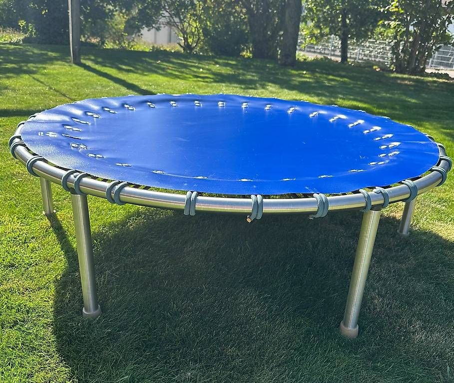Trampolini: SWEM-Trampolin blau – Usato da Jegenstorf venduto da Roro5879 2