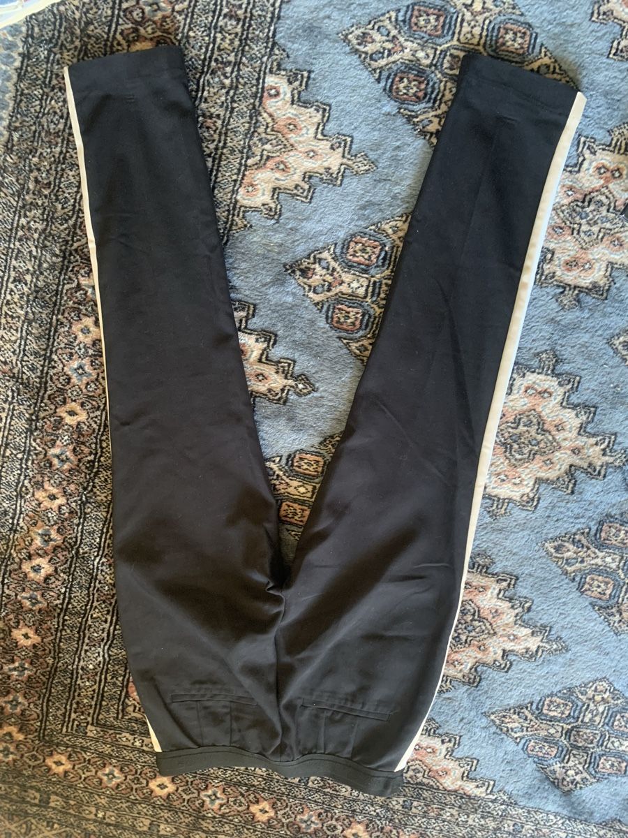 Zara Pantaloni: 4 ZARA hose / 1 H&M Hose – Usato da Gutenswil venduto da Bregenzer8610 4
