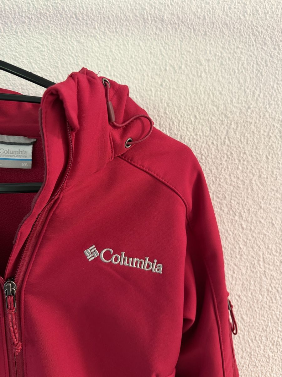 Columbia Giacche: Columbia Jacket Red Size XS – Usato da Gränichen venduto da Domsiiiii