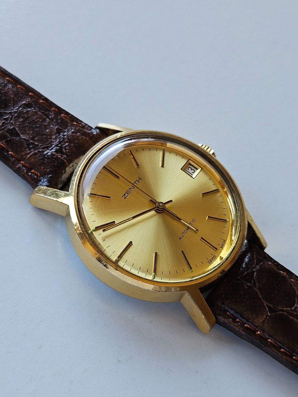 Zenith Orologi: 335 Zenith Automatic Date Kal. 2572 SC – Usato da Berikon venduto da mmm21 1