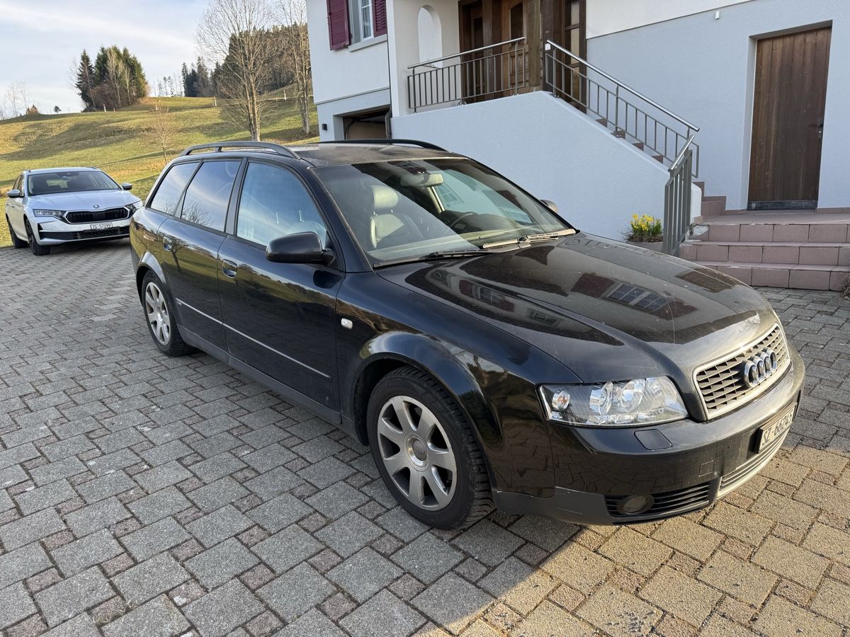Audi Automobili: Audi A4 Avant, 1.8T Quattro – Usato da Einsiedeln venduto da Marty.S 1