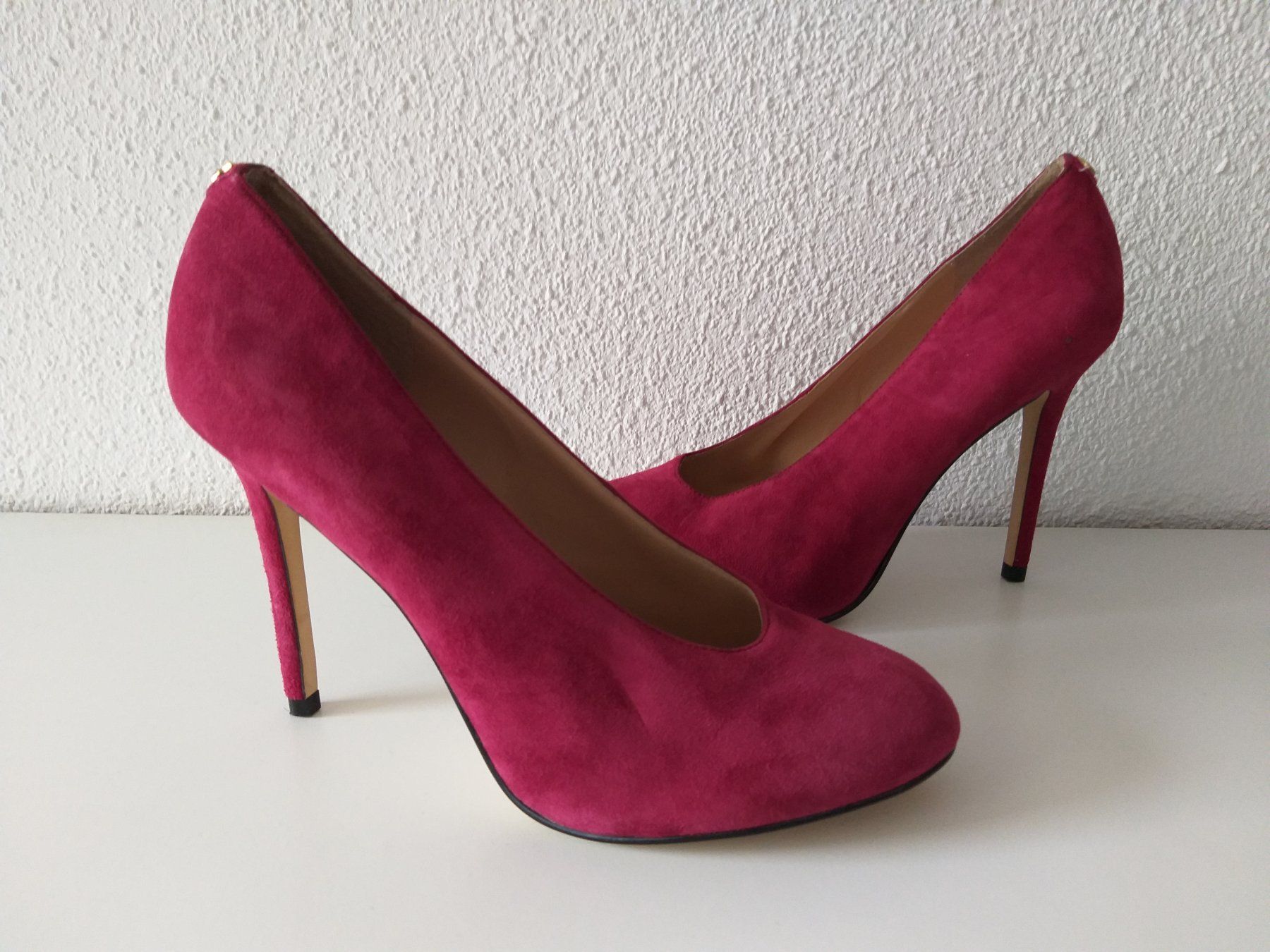 Guess Damenschuhe: GUESS Chaussures / Schuhe pointure / Nummer 37 – Gebraucht aus Cossonay-ville von Super-Price-Quality