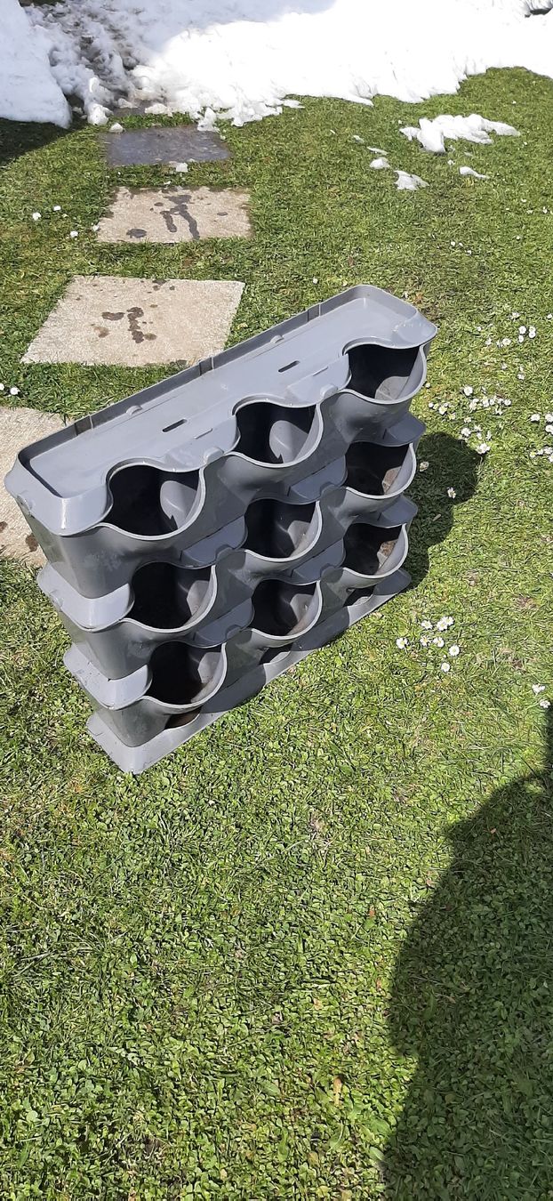 Blumentöpfe: Gardena NatureUp vertikaler Garten – Gebraucht aus Unterwasser von cla_ttg6