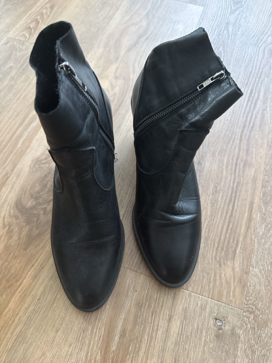 Vagabond Scarpe da donna: Vagabond Leder Stiefelette Gr. 41 – Usato da Nidau venduto da Preloved_Nidau 1
