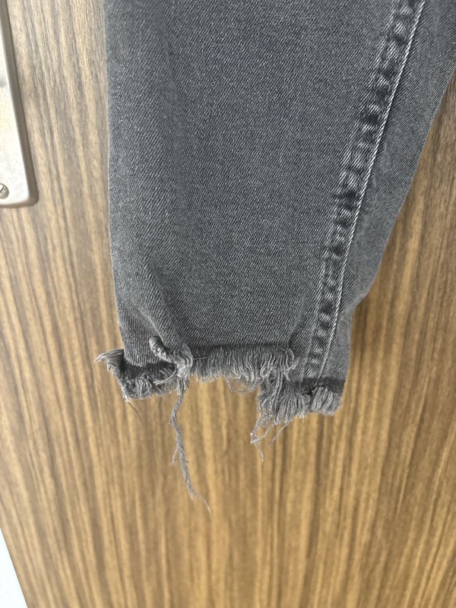 Pull&Bear Jeans: Damen Jeans Pull&Bear grau Grösse 38 – Gebraucht aus Mels von scn_98jw 1