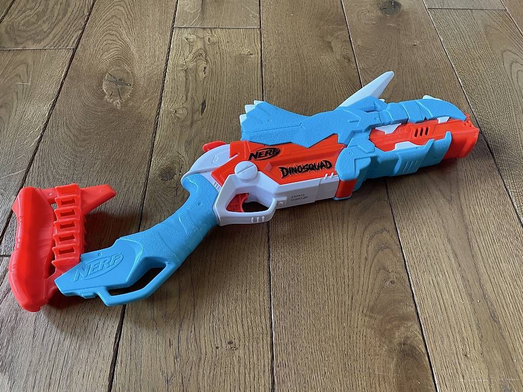 Spielzeuge: Nerf Dinosquad Tricerablast – Gebraucht aus Murist von iva_g7sw