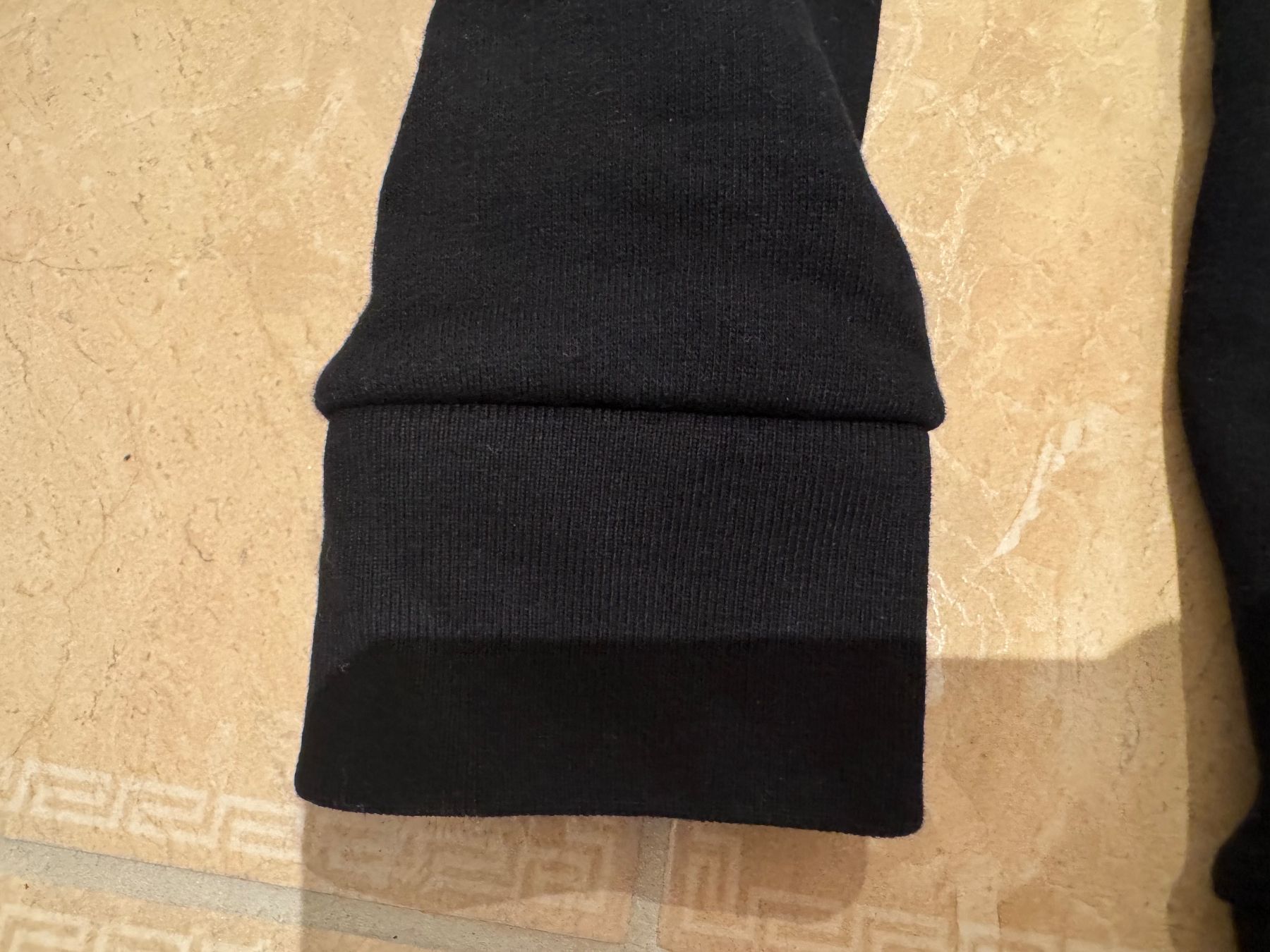 Gucci Maglioni & Felpe: Gucci cooler Pulli TopZustand, 12-13J 164 Np 450 Fr – Usato da Klingnau venduto da Markus14 3