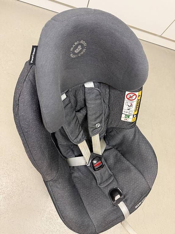 Maxi-Cosi Seggiolini per auto: Maxi Cosi Smart Pearl + 2WayFix Basisstation – Usato da Meilen venduto da ben_w9xw 2