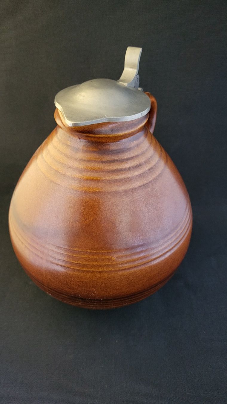 Caraffe: Vintage Keramik-Krug – Usato da Basel venduto da spinne02 1
