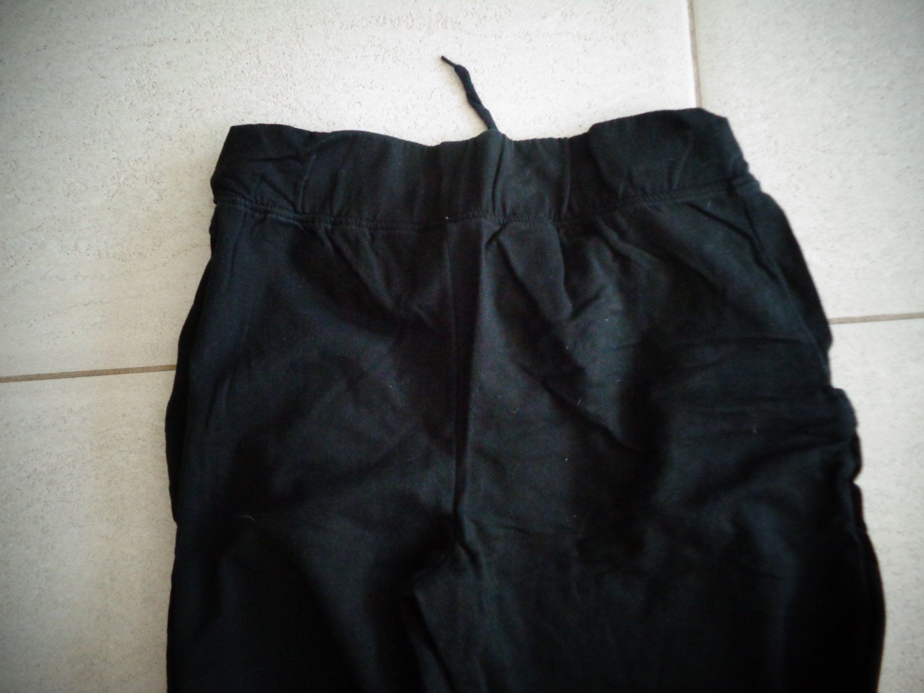 Pantalons: JOGGINGHOSE DAMEN GR.36 – D'occasion à Rotkreuz par Samballi 2